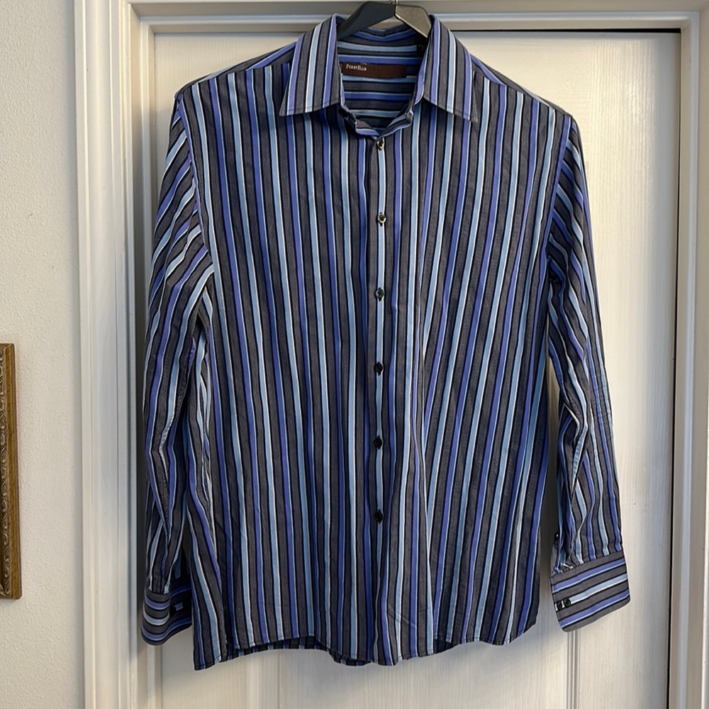 Perry Ellis button down. Black, blue and gray. Large. EUC